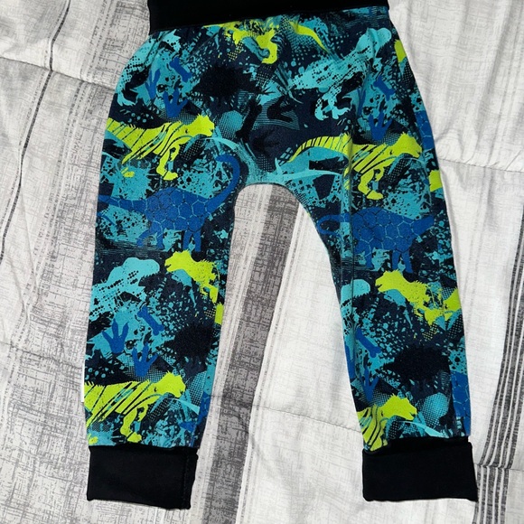 Funky print Dinosaurs Little Boys 1-3 - Picture 6 of 6